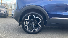 Vauxhall Crossland 1.5 Turbo D Ultimate 5dr Diesel Hatchback